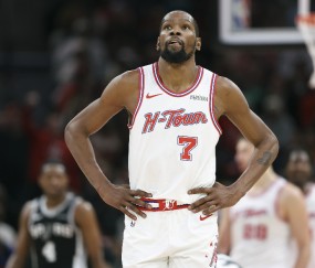 火箭99-109不敌黄蜂 球员评价：2人优秀，5人及格，5人崩盘