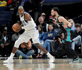 大发官方-拒绝横扫！独行侠灭灰熊终结8连败 米神35+8三分加盟新高