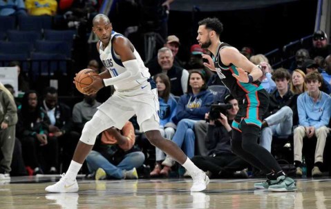 大发官方-拒绝横扫！独行侠灭灰熊终结8连败 米神35+8三分加盟新高